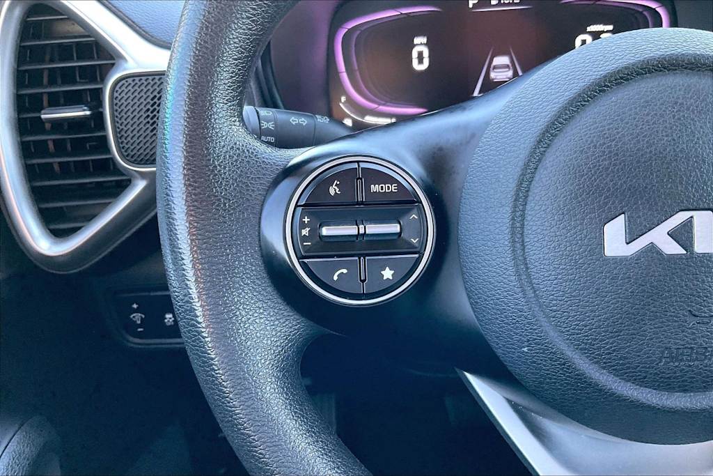 Thumbnail: 2023 Kia Soul - 25