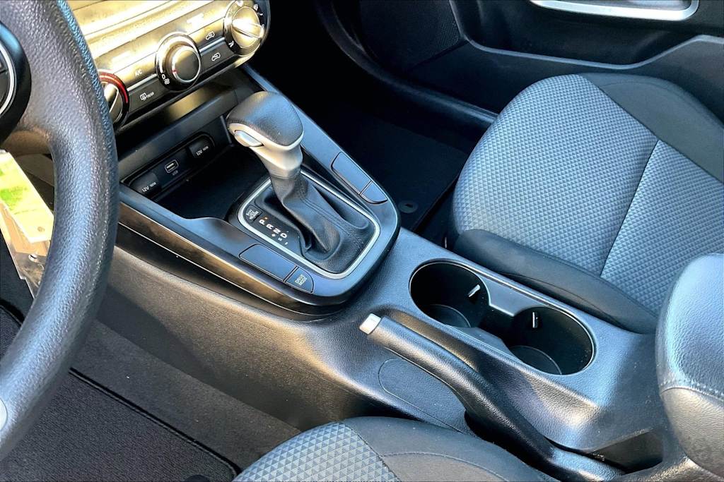 Thumbnail: 2023 Kia Soul - 17