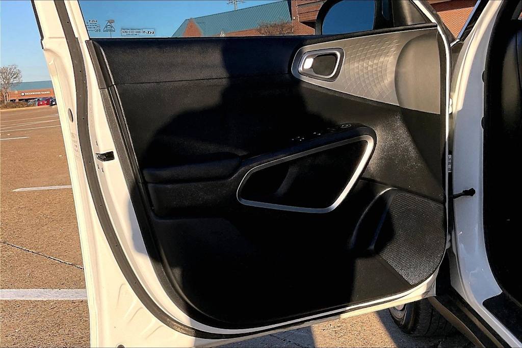 Thumbnail: 2023 Kia Soul - 28