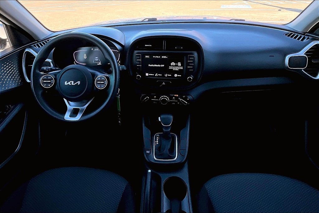 Thumbnail: 2023 Kia Soul - 10