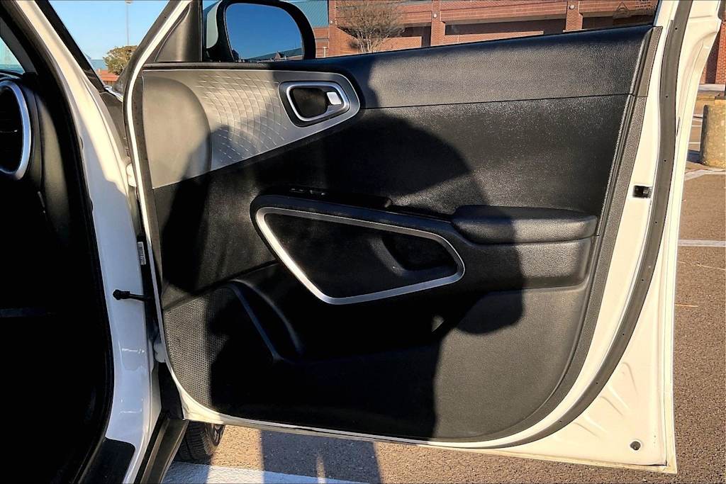 Thumbnail: 2023 Kia Soul - 29