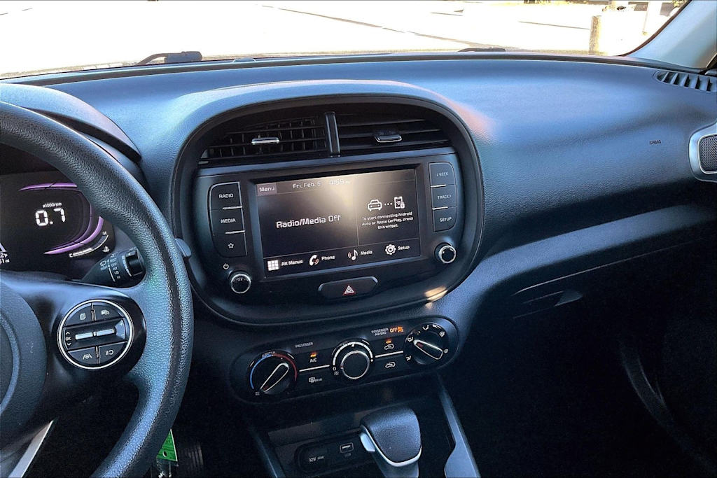 Thumbnail: 2023 Kia Soul - 16