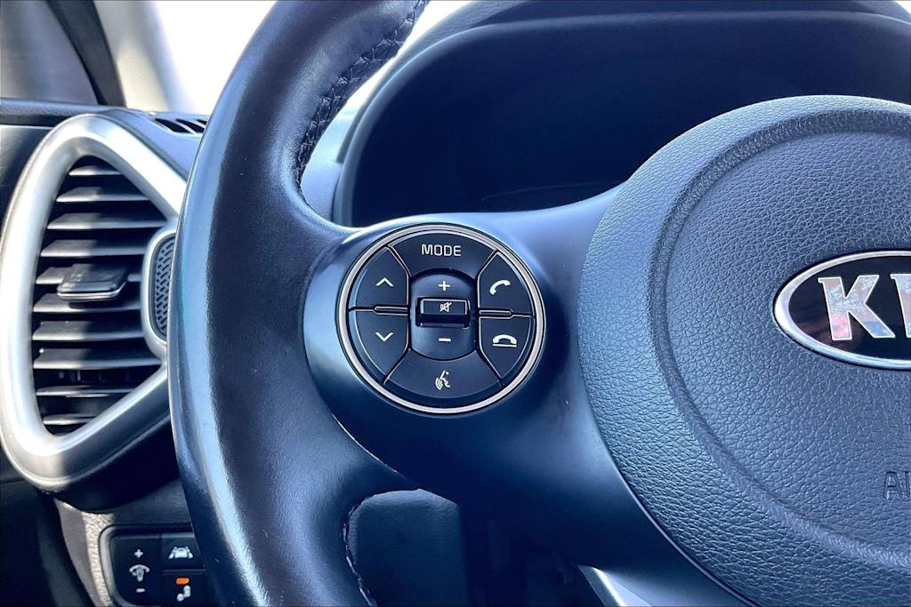 Thumbnail: 2021 Kia Soul - 24