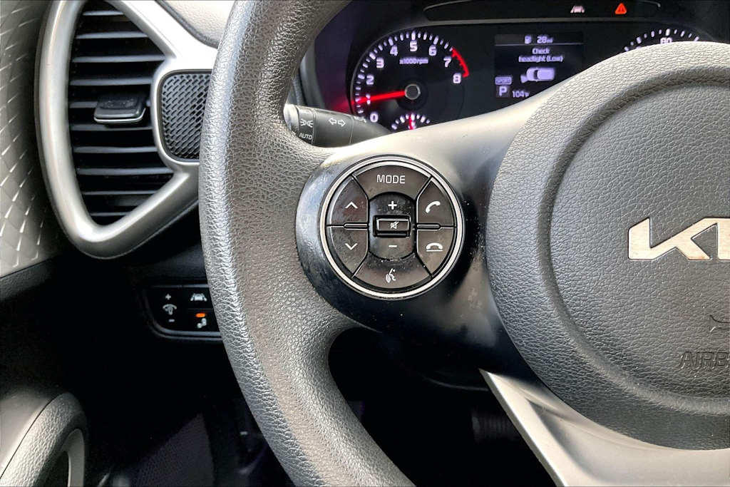 Thumbnail: 2022 Kia Soul - 23