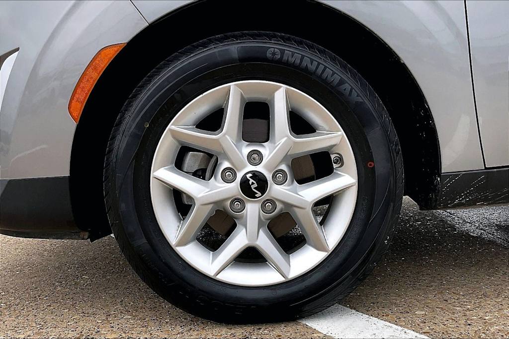 Thumbnail: 2023 Kia Soul - 7