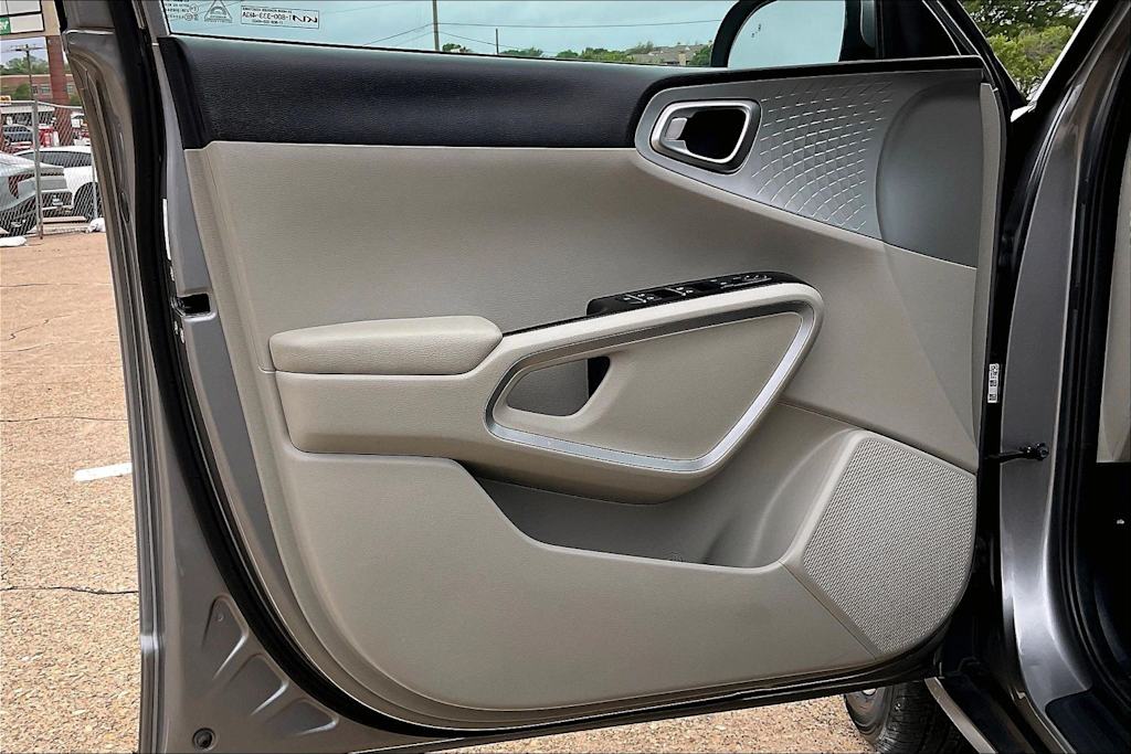 Thumbnail: 2023 Kia Soul - 27