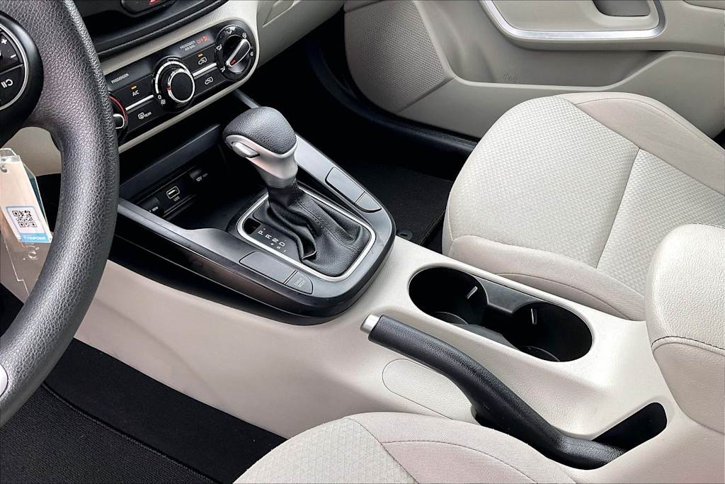 Thumbnail: 2023 Kia Soul - 16