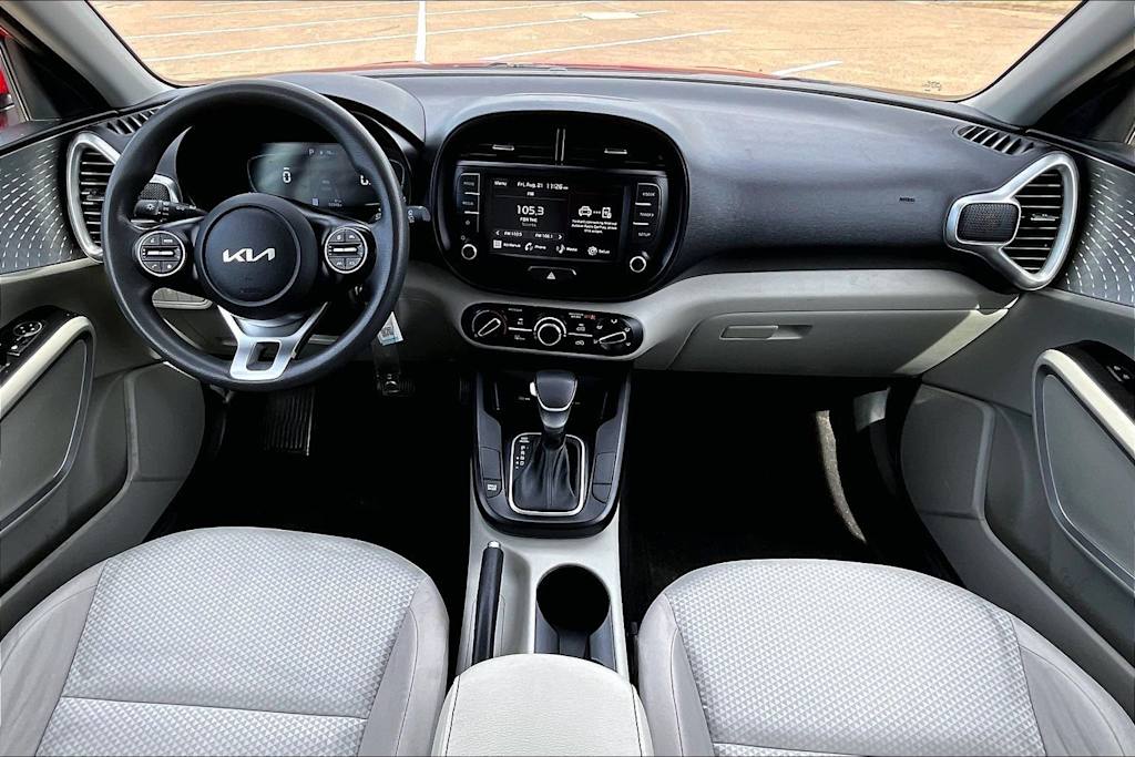 Thumbnail: 2023 Kia Soul - 9