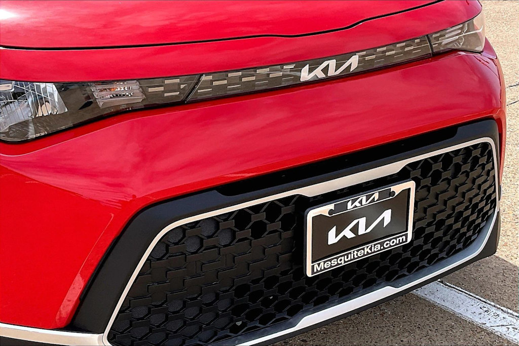 Thumbnail: 2023 Kia Soul - 30