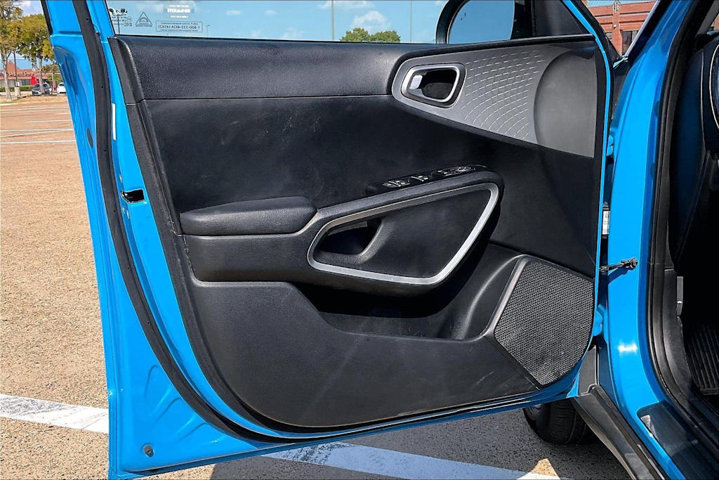 Thumbnail: 2024 Kia Soul - 25