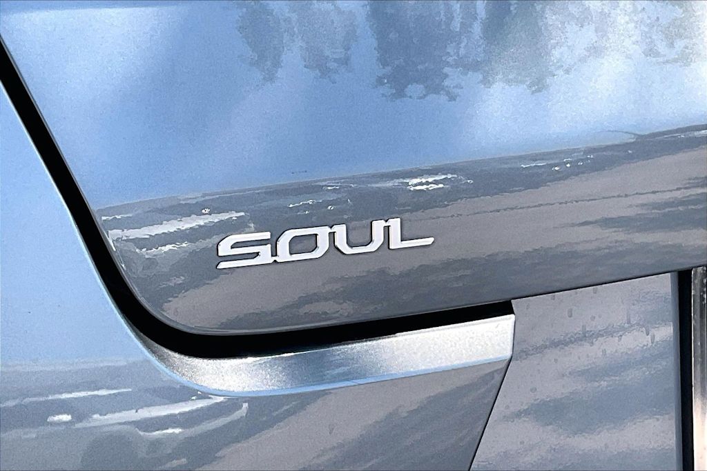 Thumbnail: 2023 Kia Soul - 6