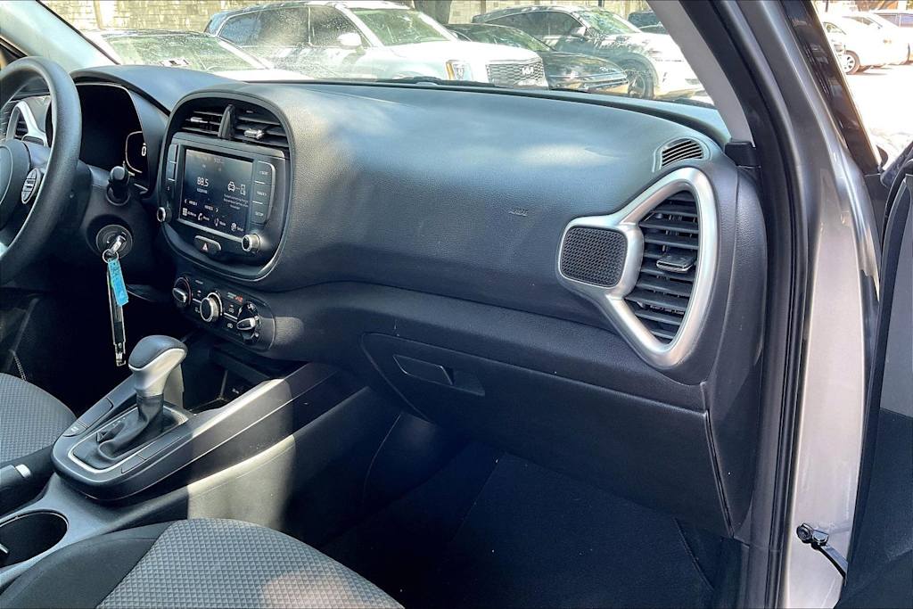 Thumbnail: 2023 Kia Soul - 23