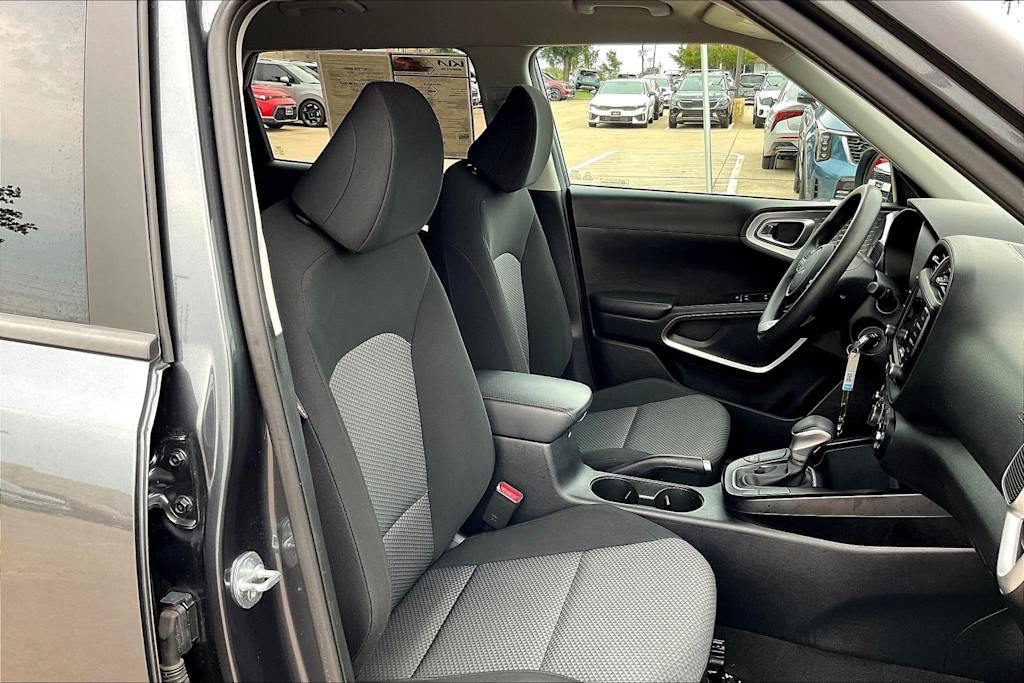 Thumbnail: 2023 Kia Soul - 10