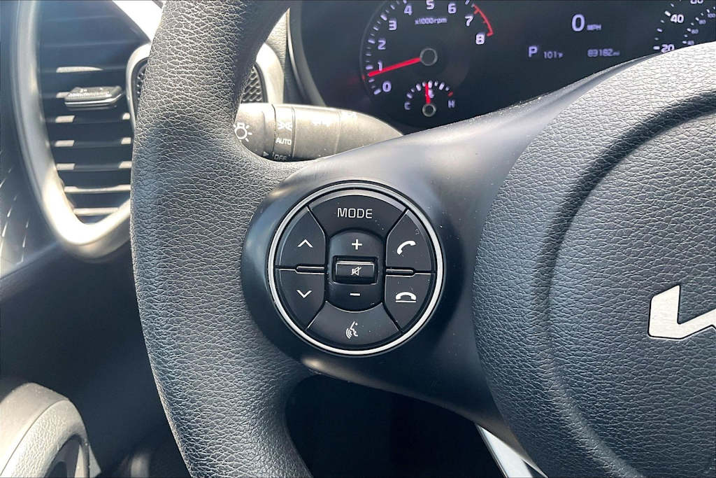 Thumbnail: 2022 Kia Soul - 23