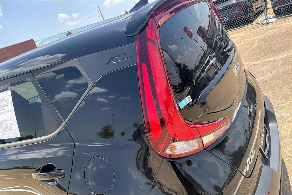 Thumbnail: 2022 Kia Soul - 29