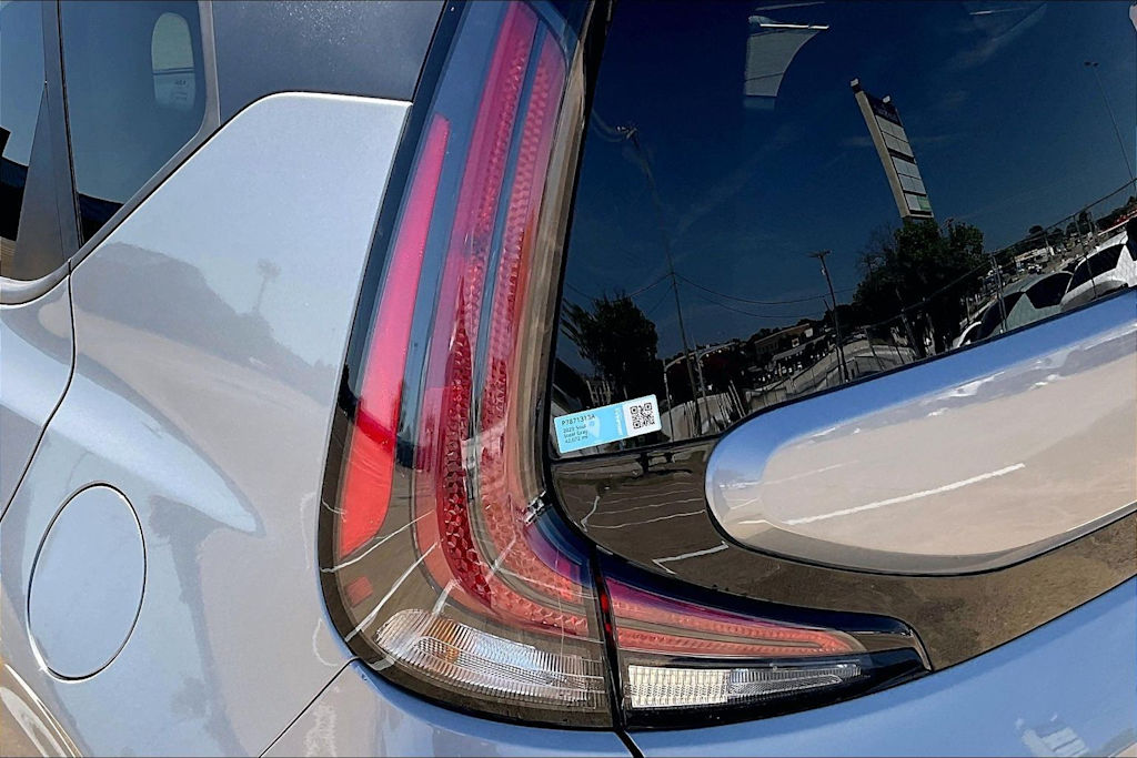 Thumbnail: 2023 Kia Soul - 30