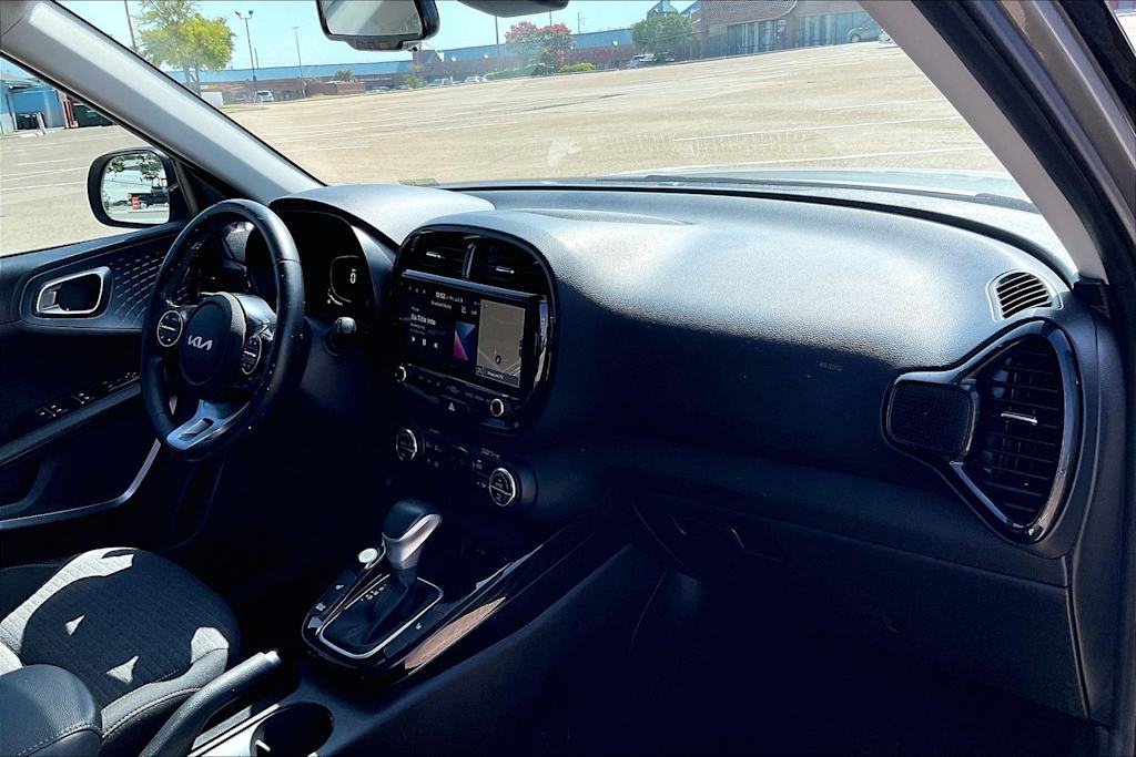 Thumbnail: 2023 Kia Soul - 14