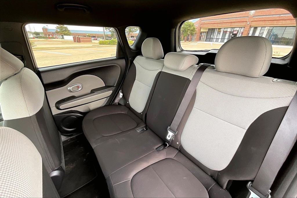 Thumbnail: 2016 Kia Soul - 26