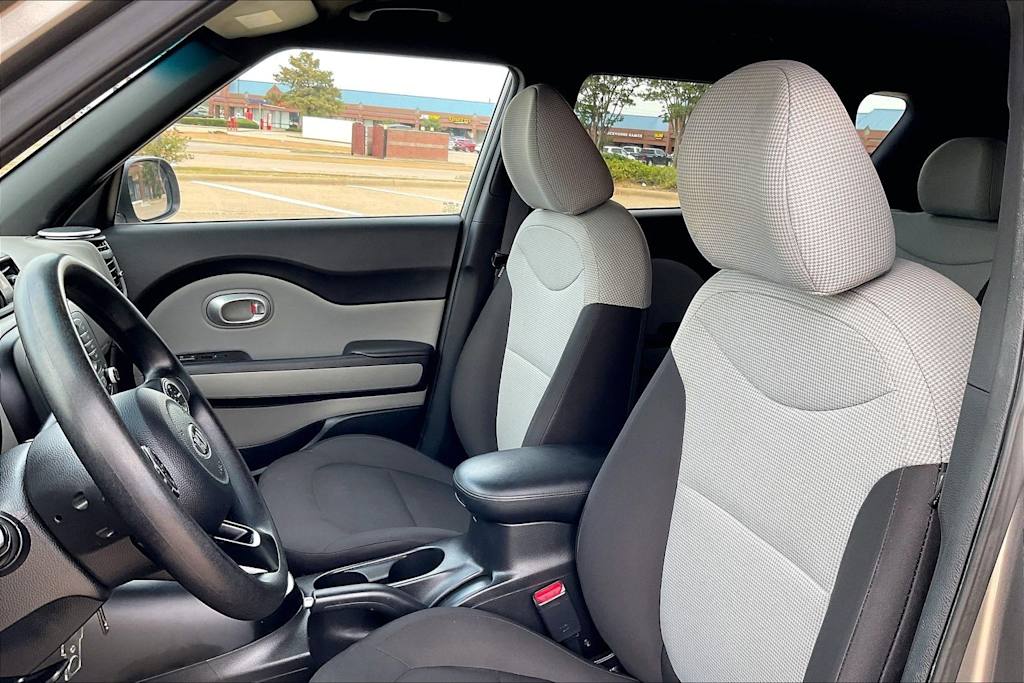 Thumbnail: 2016 Kia Soul - 9