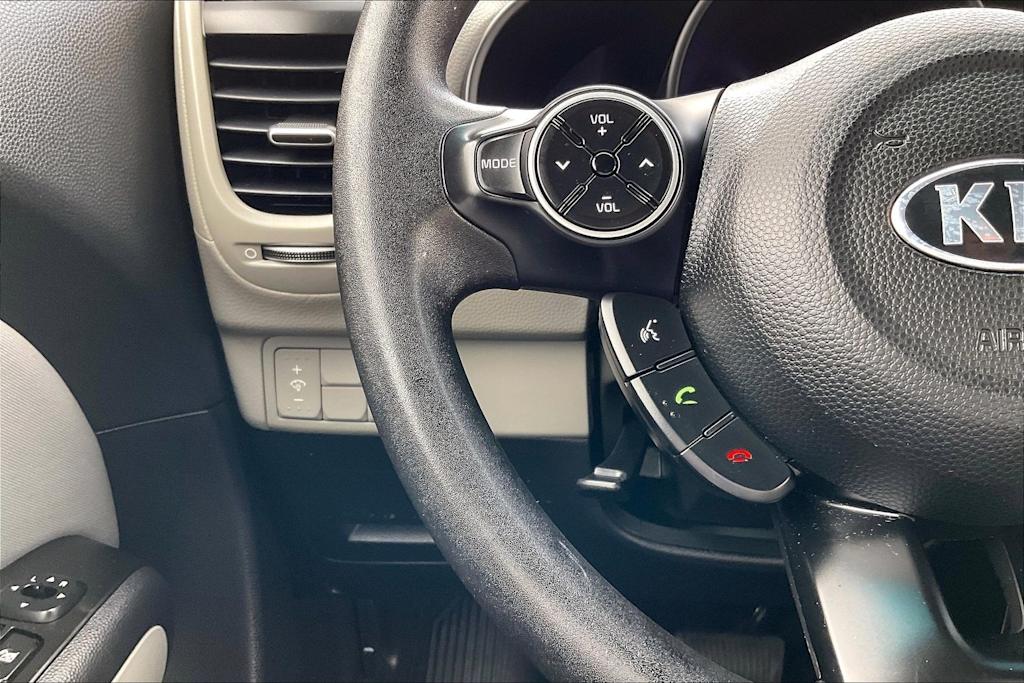 Thumbnail: 2016 Kia Soul - 22