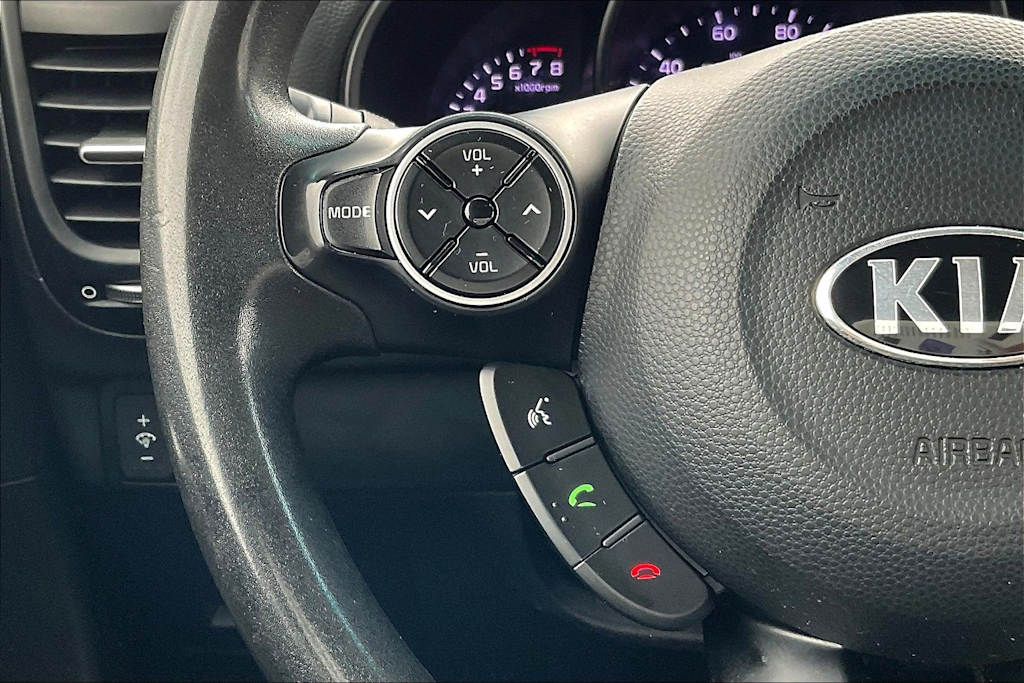 2016 Kia Soul Base 25