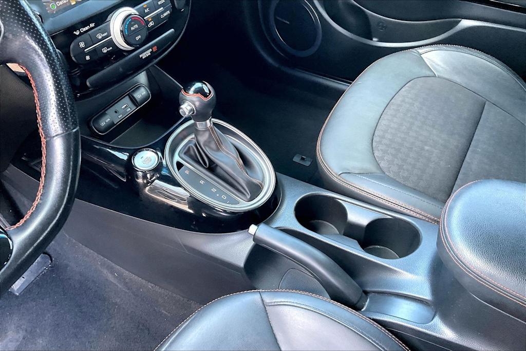 Thumbnail: 2019 Kia Soul - 16