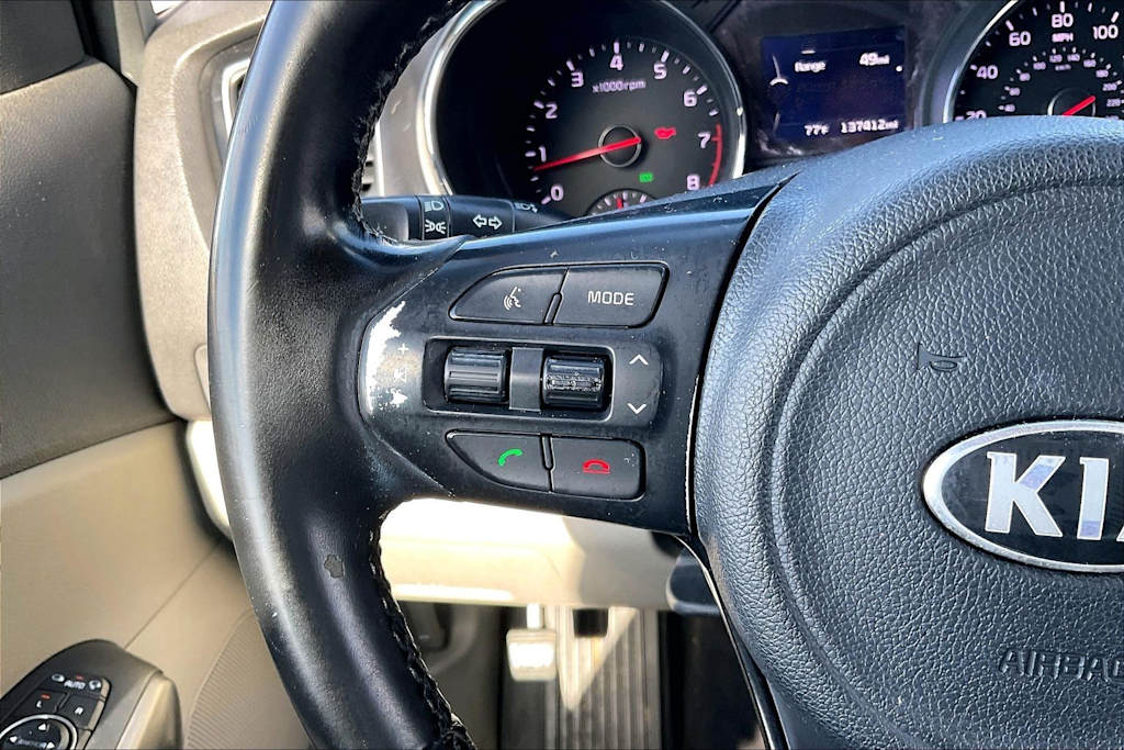 Thumbnail: 2017 Kia Sedona - 23