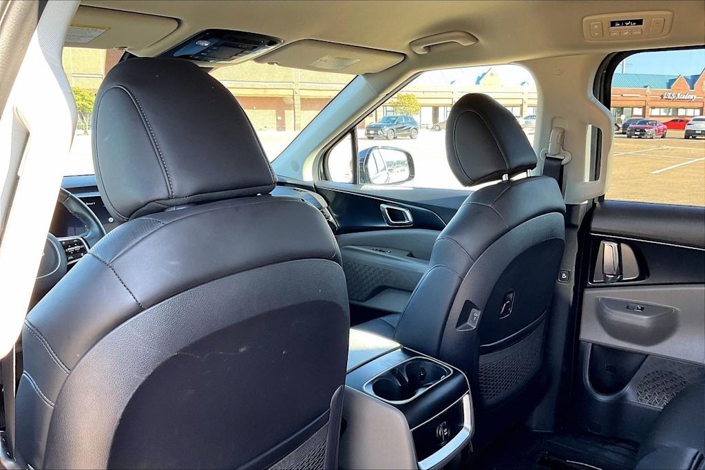 Thumbnail: 2025 Kia Carnival - 10