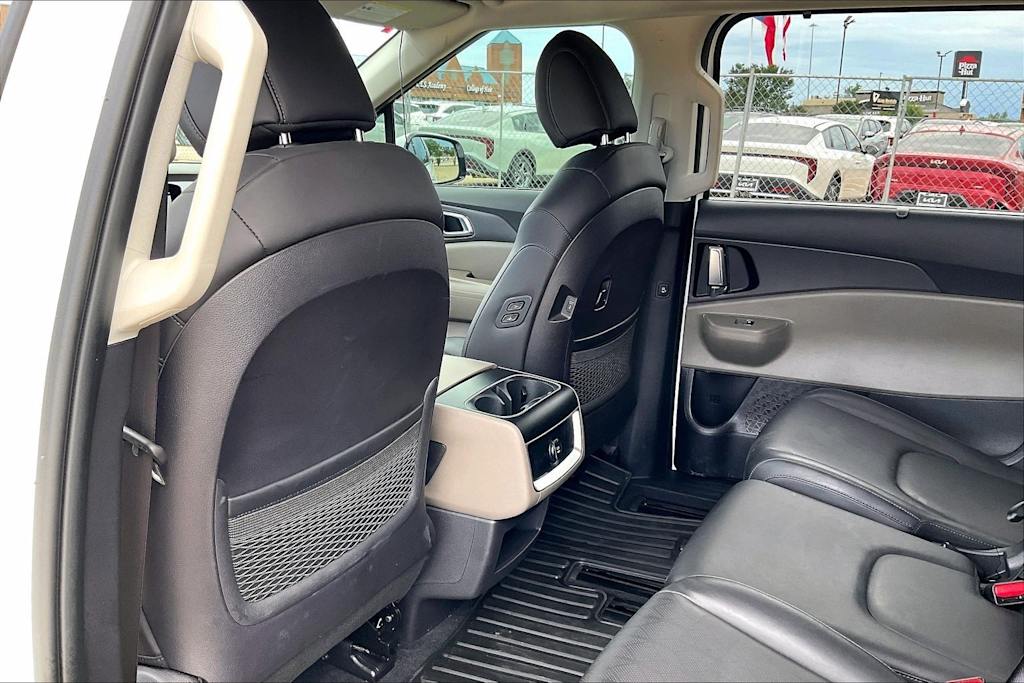 Thumbnail: 2026 Kia Carnival - 13