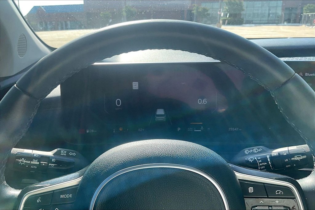 Thumbnail: 2025 Kia Carnival - 18