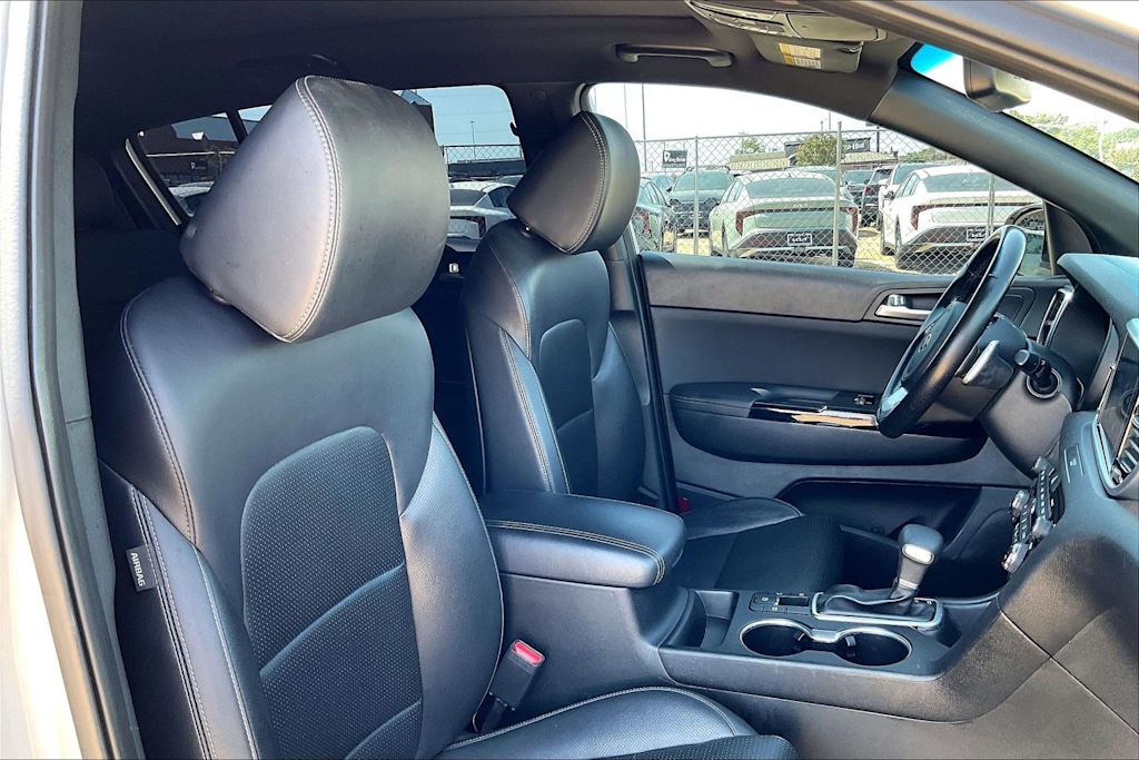 Thumbnail: 2020 Kia Sportage - 10
