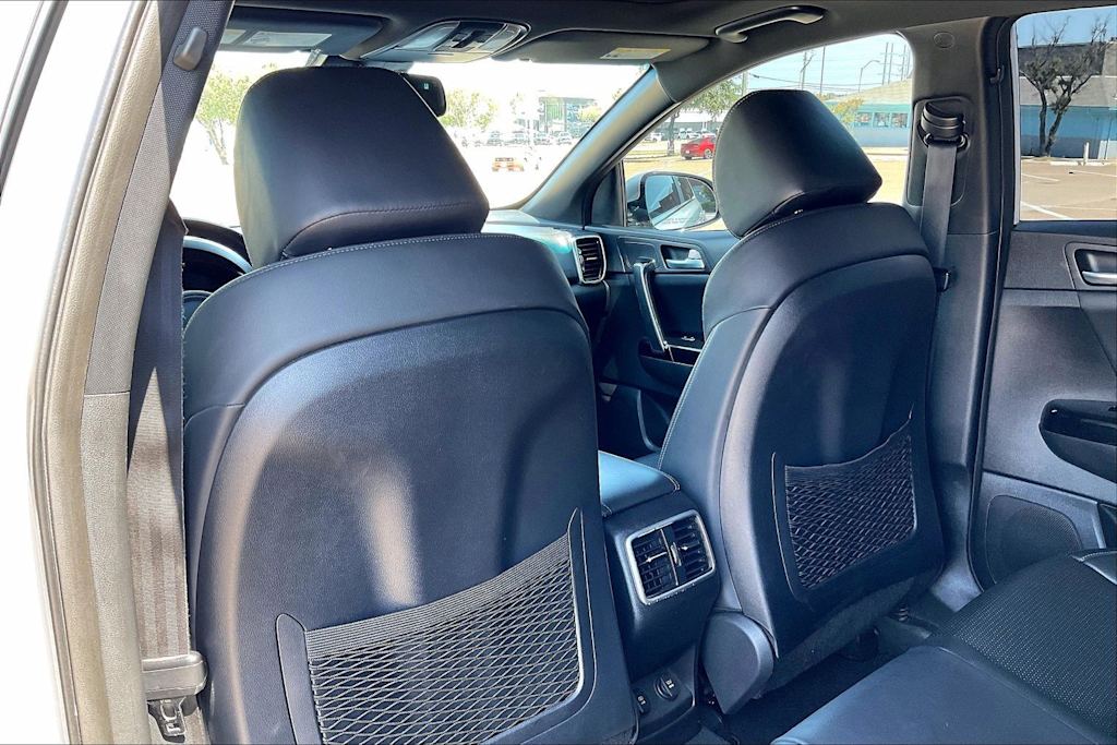 Thumbnail: 2020 Kia Sportage - 11