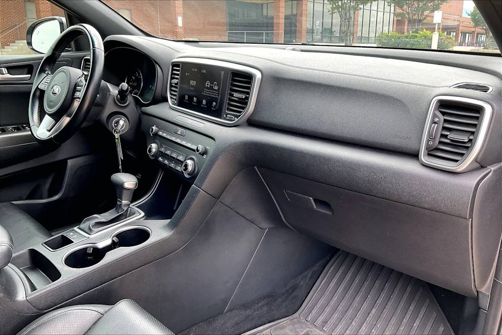 Thumbnail: 2021 Kia Sportage - 22