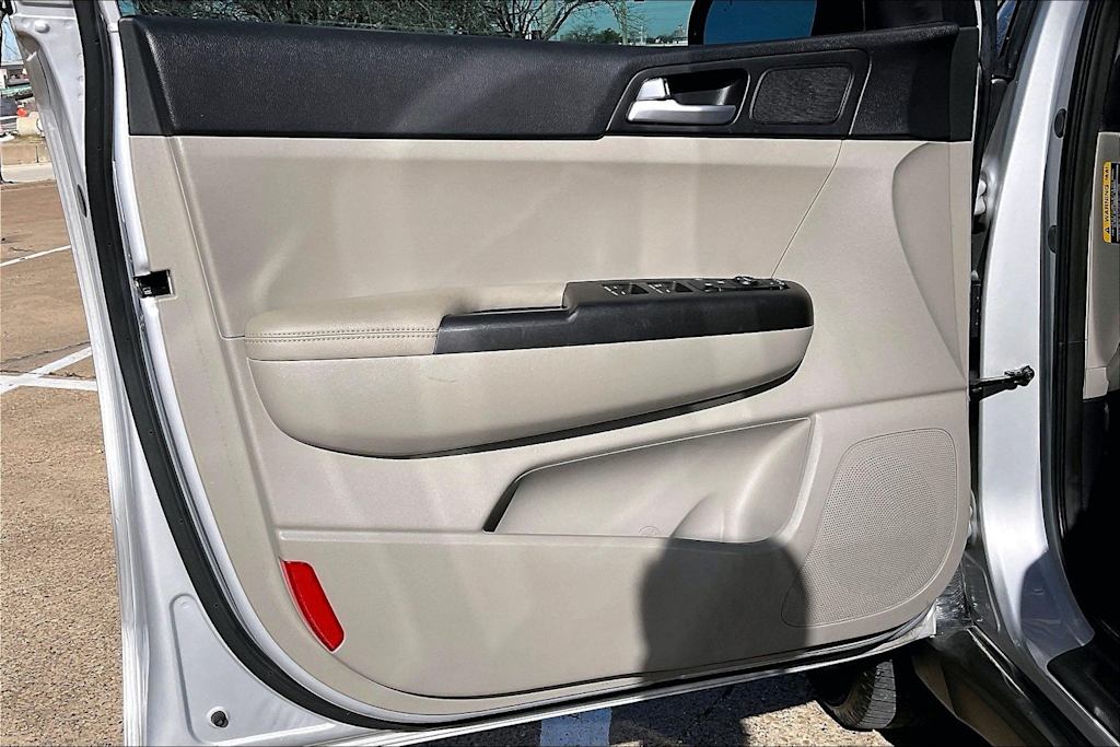 Thumbnail: 2021 Kia Sportage - 26