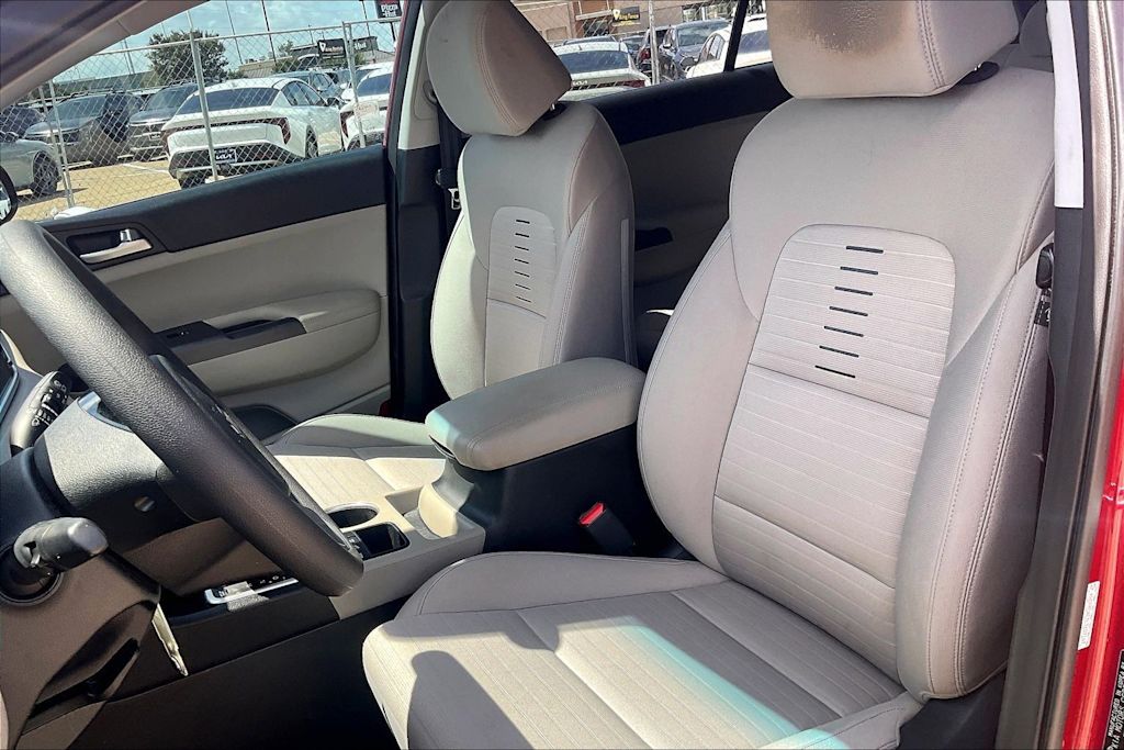 Thumbnail: 2020 Kia Sportage - 10