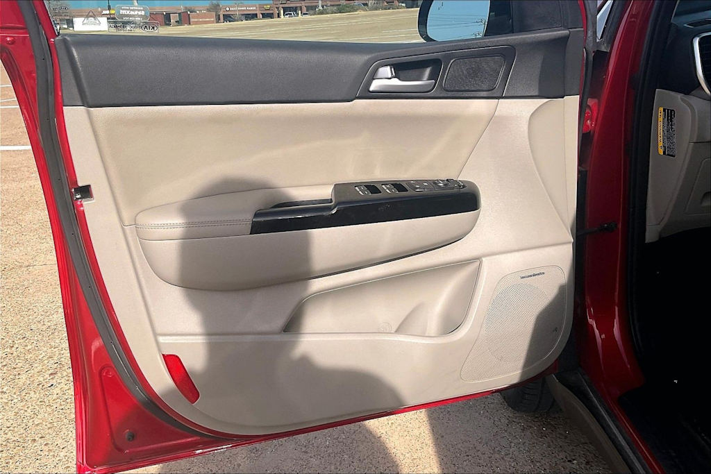 Thumbnail: 2021 Kia Sportage - 27