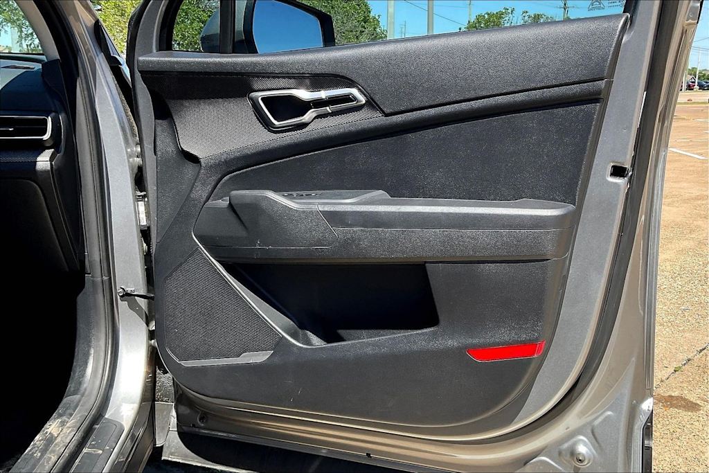 Thumbnail: 2023 Kia Sportage - 27