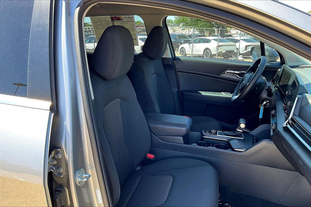 Thumbnail: 2023 Kia Sportage - 19