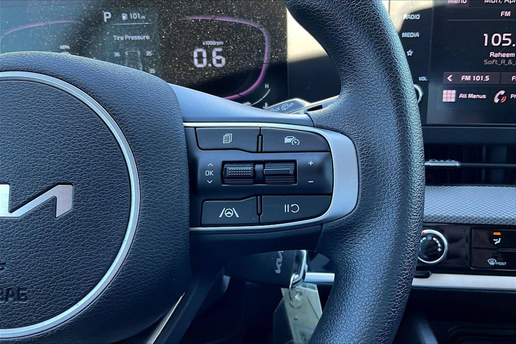 Thumbnail: 2023 Kia Sportage - 24