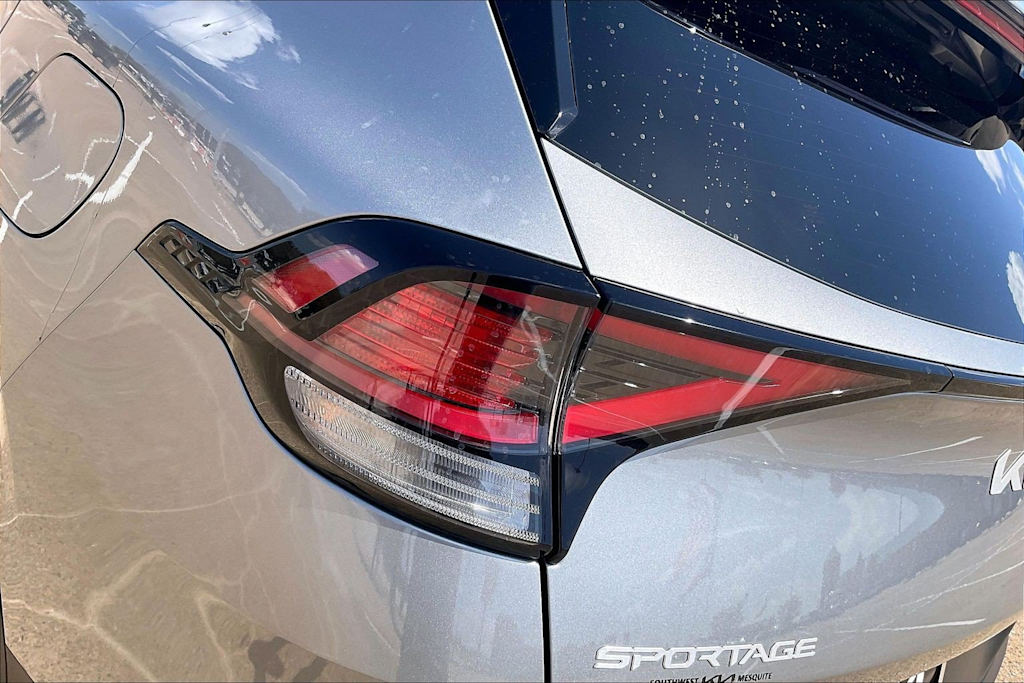 Thumbnail: 2024 Kia Sportage - 9