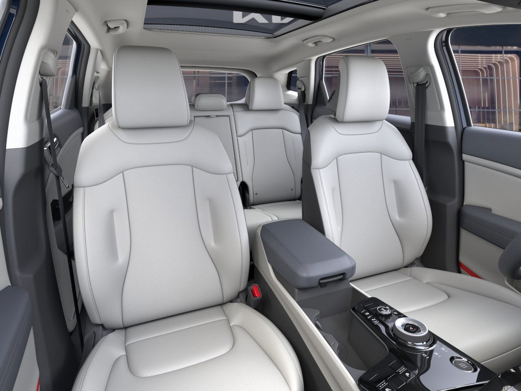 2025 Kia Sportage EX 8