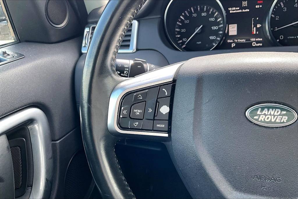 Thumbnail: 2016 Land Rover Discovery Sport - 24