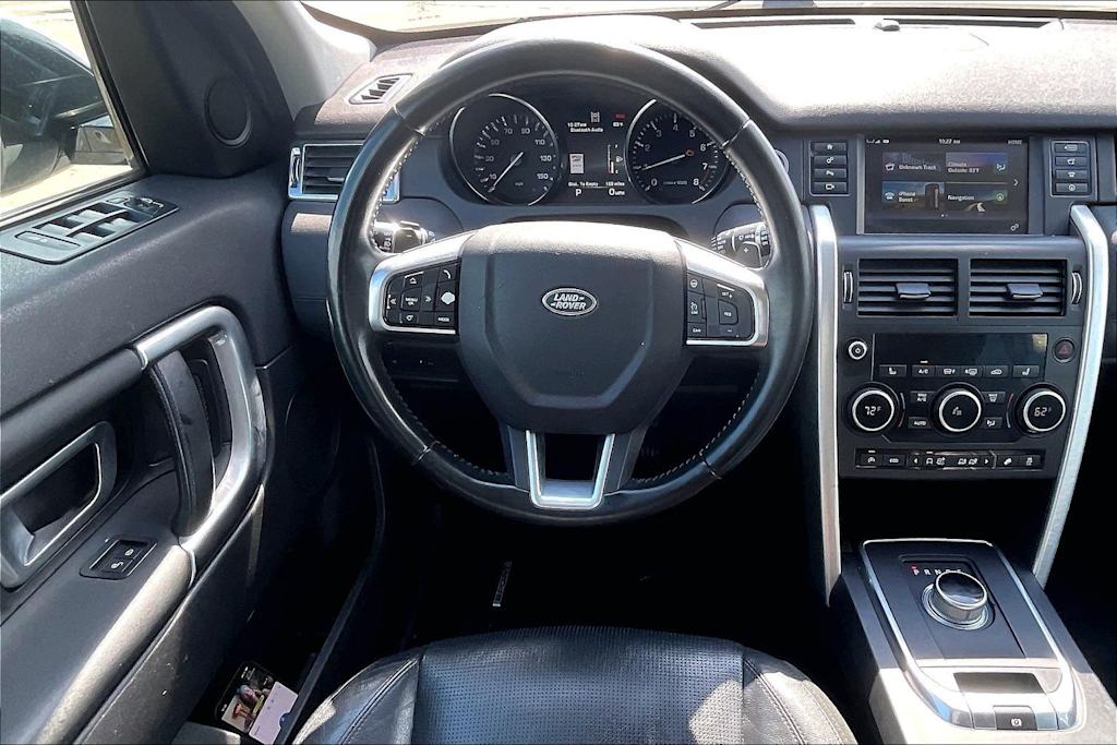 Thumbnail: 2016 Land Rover Discovery Sport - 13