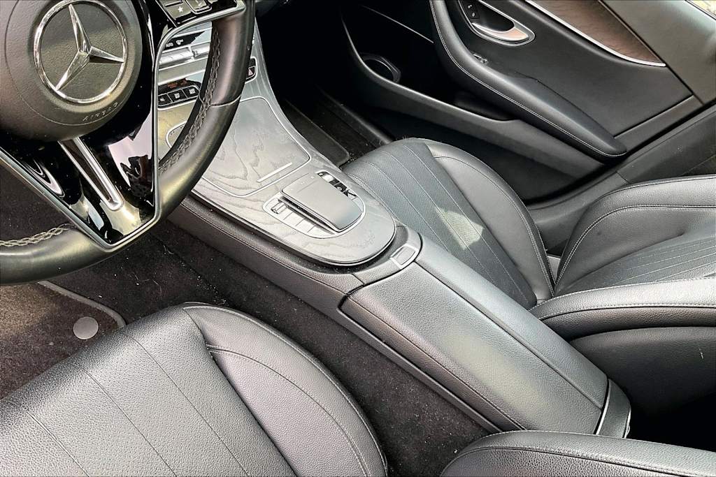 Thumbnail: 2022 Mercedes-Benz E-Class - 16