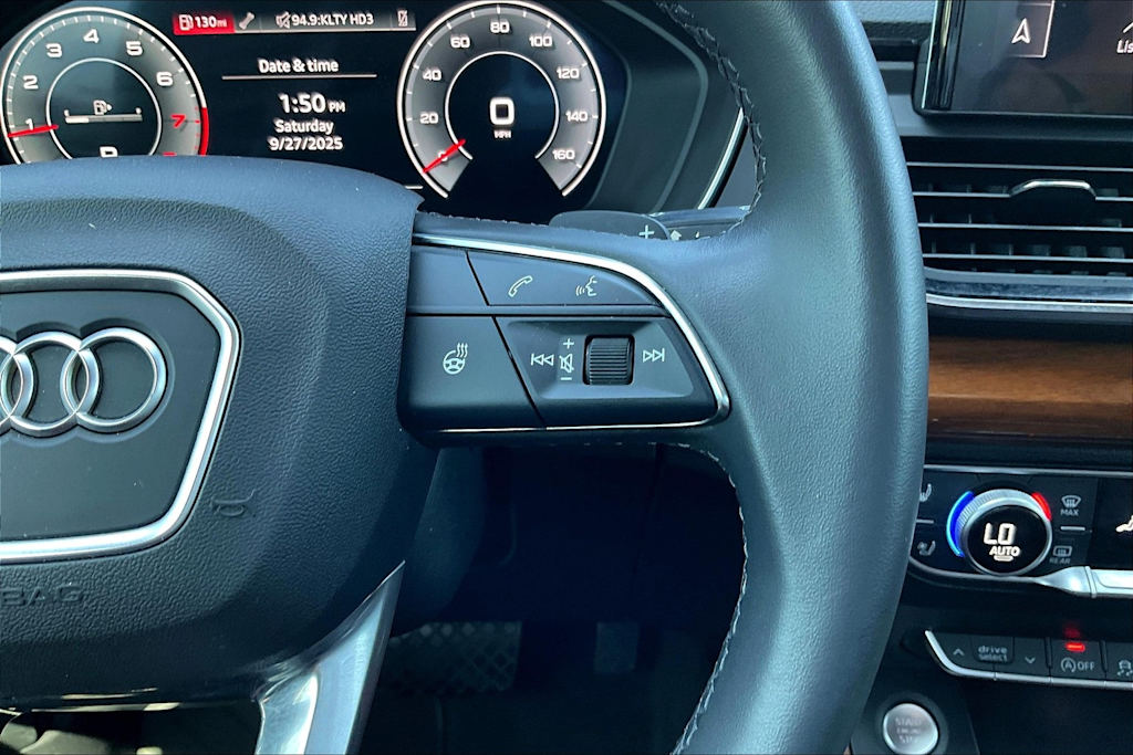 Thumbnail: 2022 Audi Q5 - 25