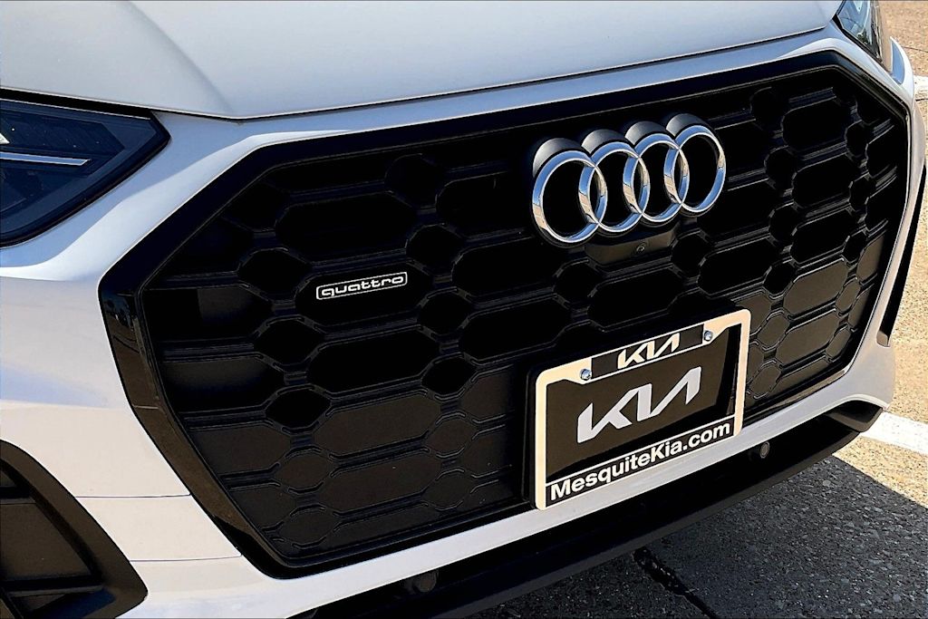 Thumbnail: 2022 Audi Q5 - 33