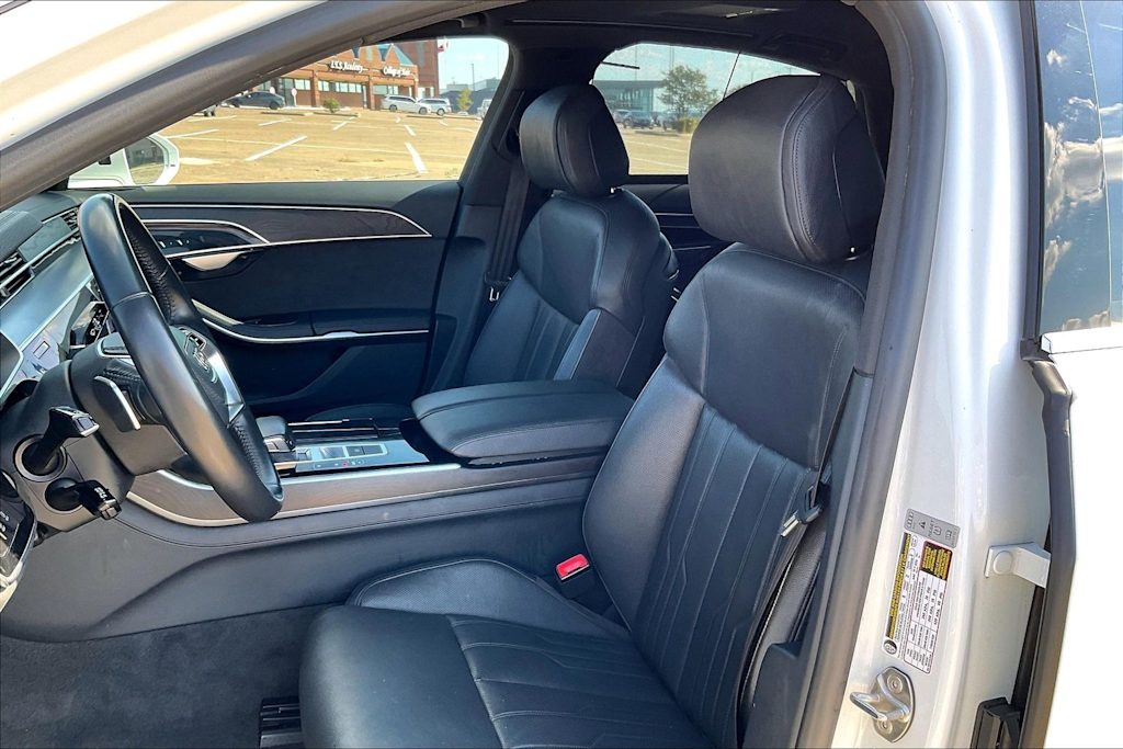 Thumbnail: 2019 Audi A8 - 11