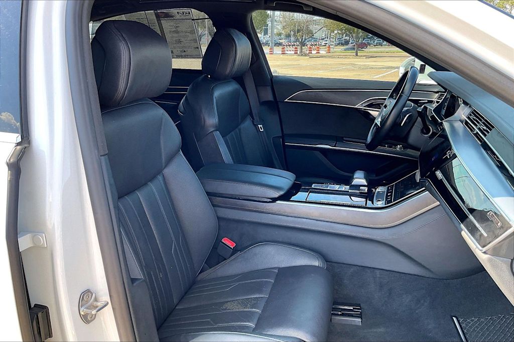 Thumbnail: 2019 Audi A8 - 12