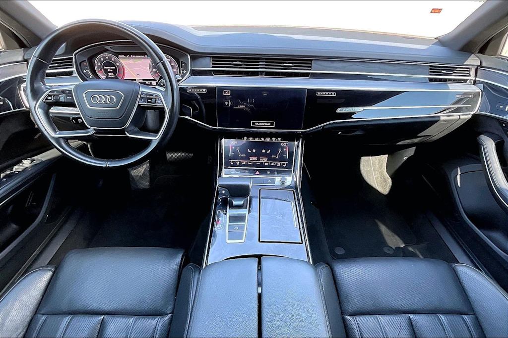 Thumbnail: 2019 Audi A8 - 10