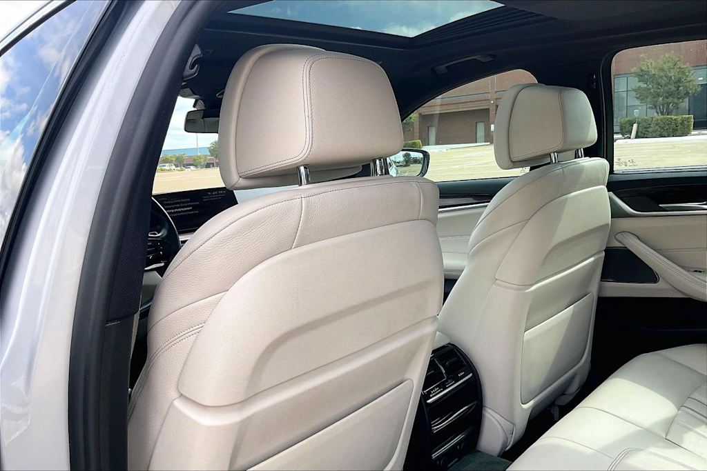 Thumbnail: 2019 BMW 5 Series - 12